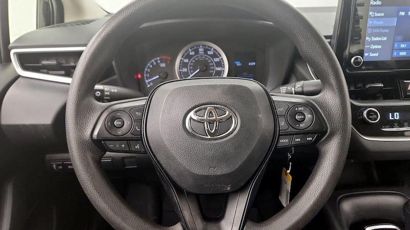 2022 Toyota Corolla LE 10