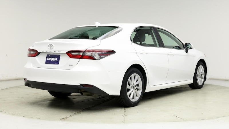 2024 Toyota Camry LE 8