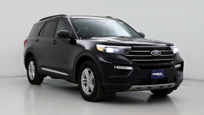 2023 Ford Explorer XLT Hero Image