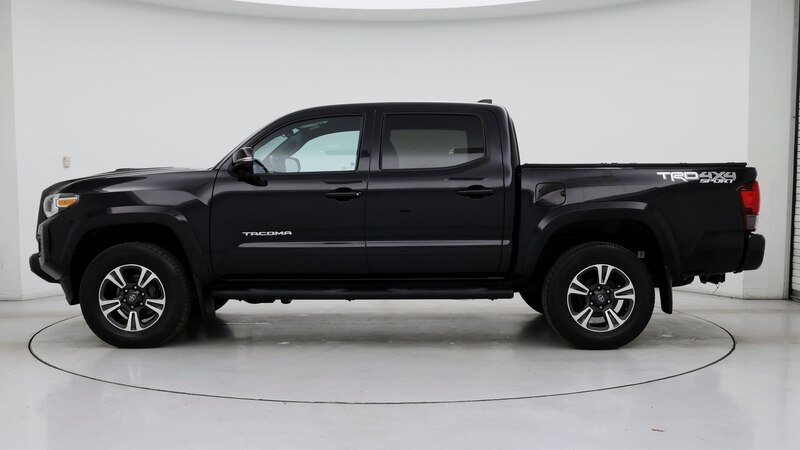 2019 Toyota Tacoma TRD Sport 3