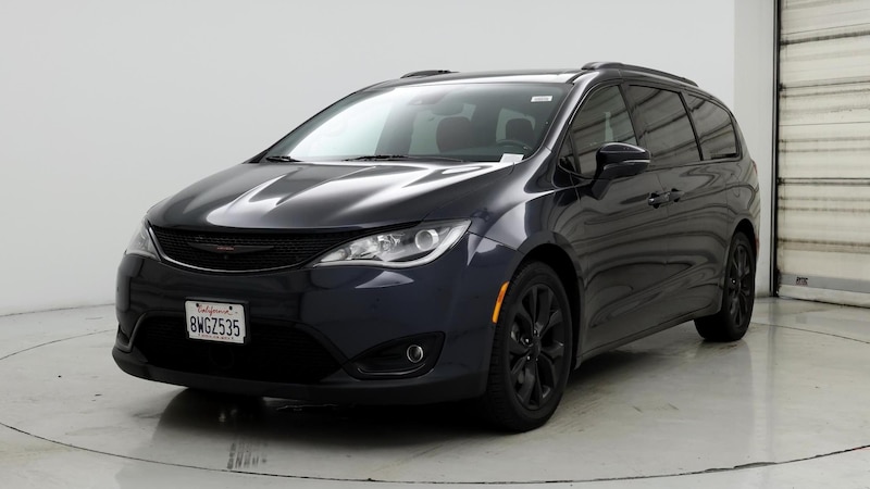 2020 Chrysler Pacifica  4