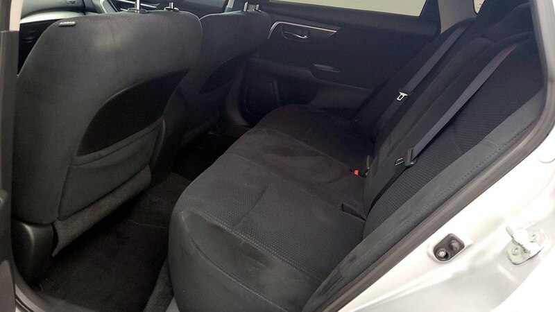 2014 Nissan Altima S 18
