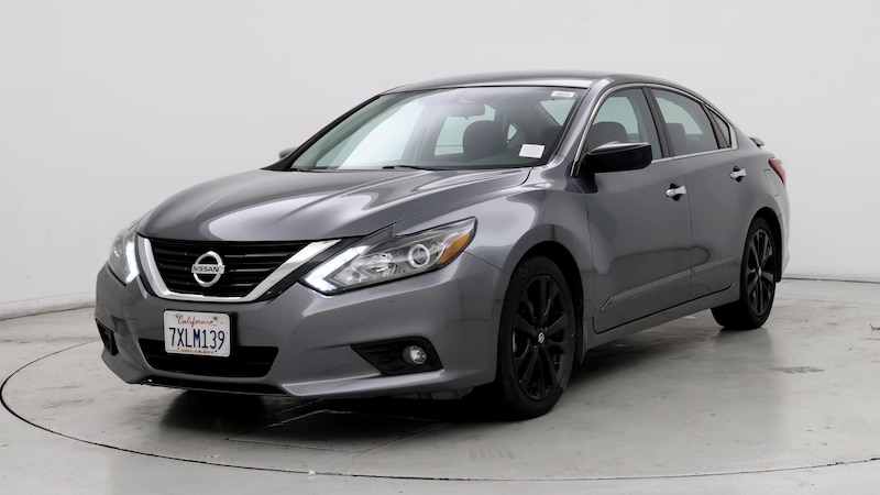 2017 Nissan Altima SR 4