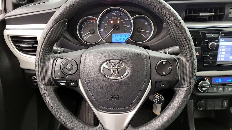 2016 Toyota Corolla LE 10