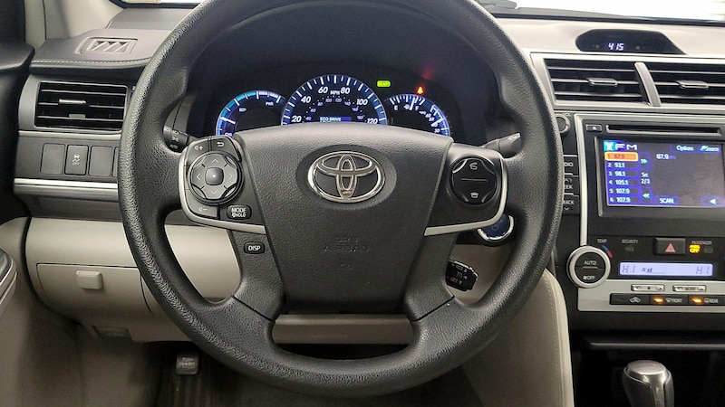 2013 Toyota Camry LE 10