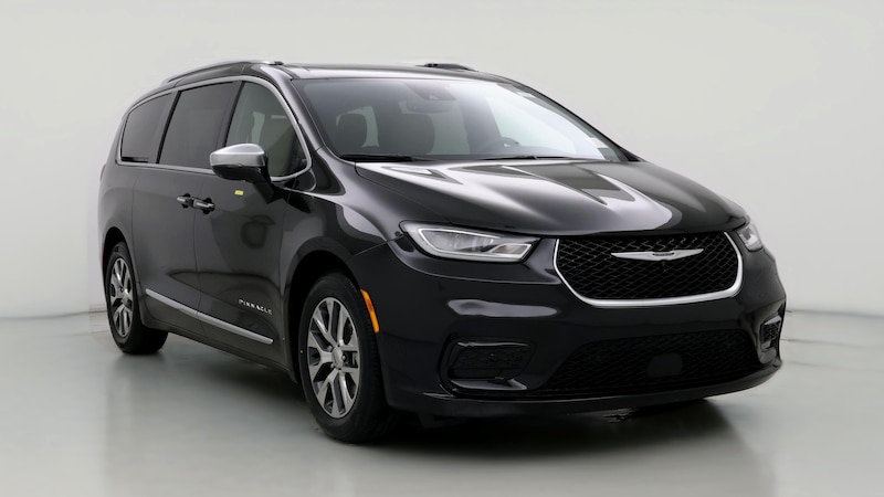 2022 Chrysler Pacifica Hybrid Pinnacle Hero Image