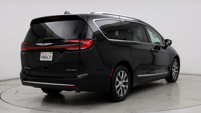 2022 Chrysler Pacifica Hybrid Pinnacle 8