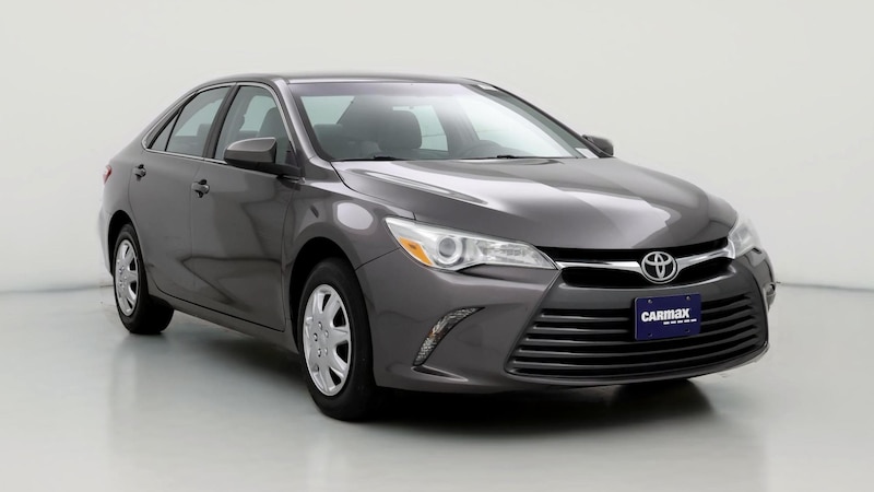 2017 Toyota Camry SE Hero Image