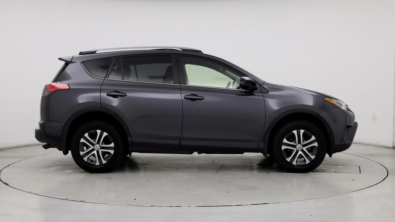 2018 Toyota RAV4 LE 7