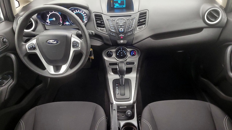 2017 Ford Fiesta SE 9