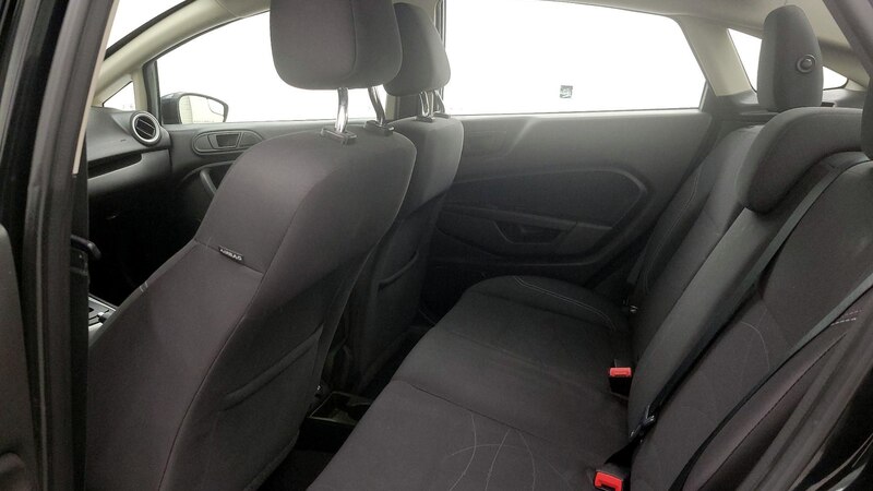 2017 Ford Fiesta SE 18