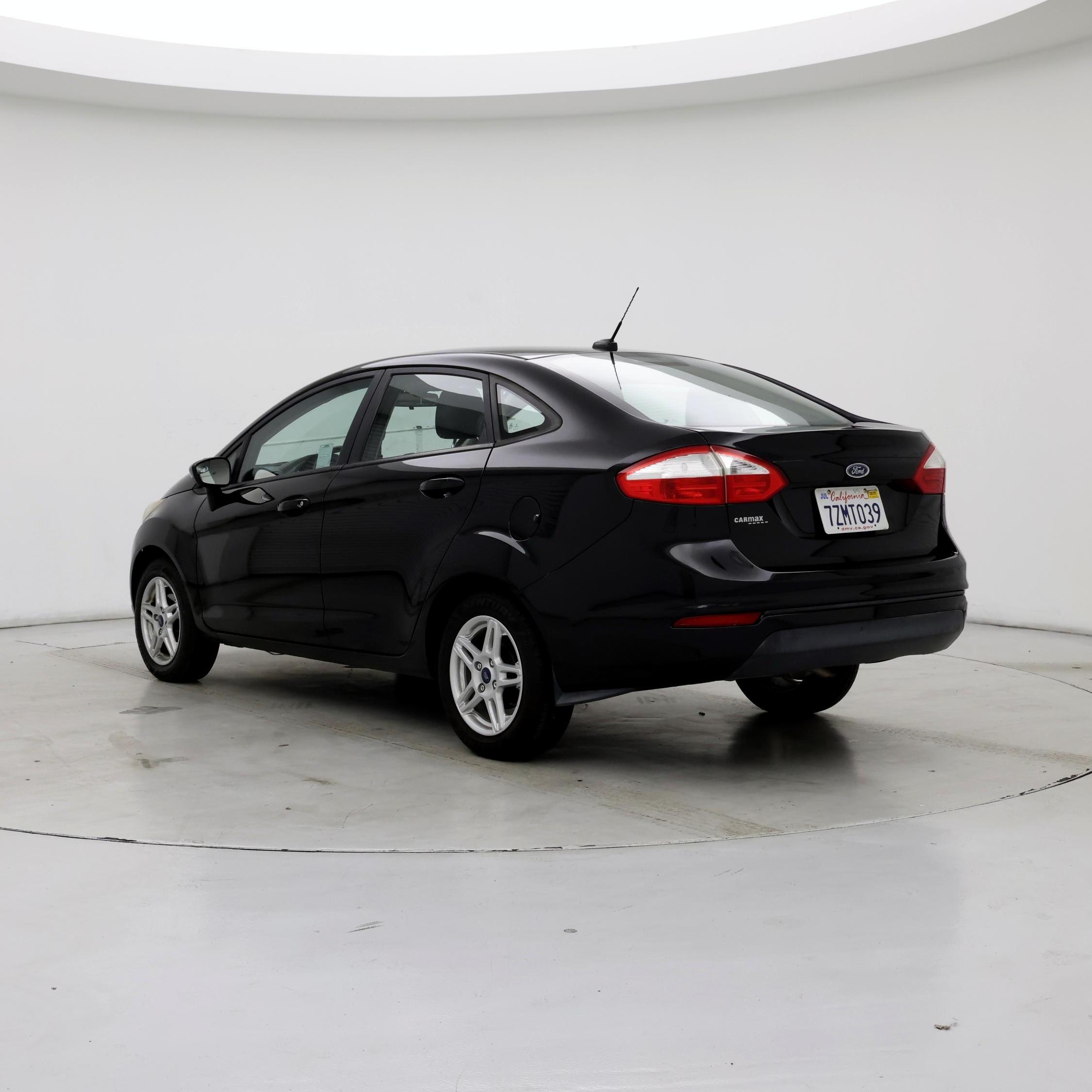 Thumbnail: 2017 Ford Fiesta - 2