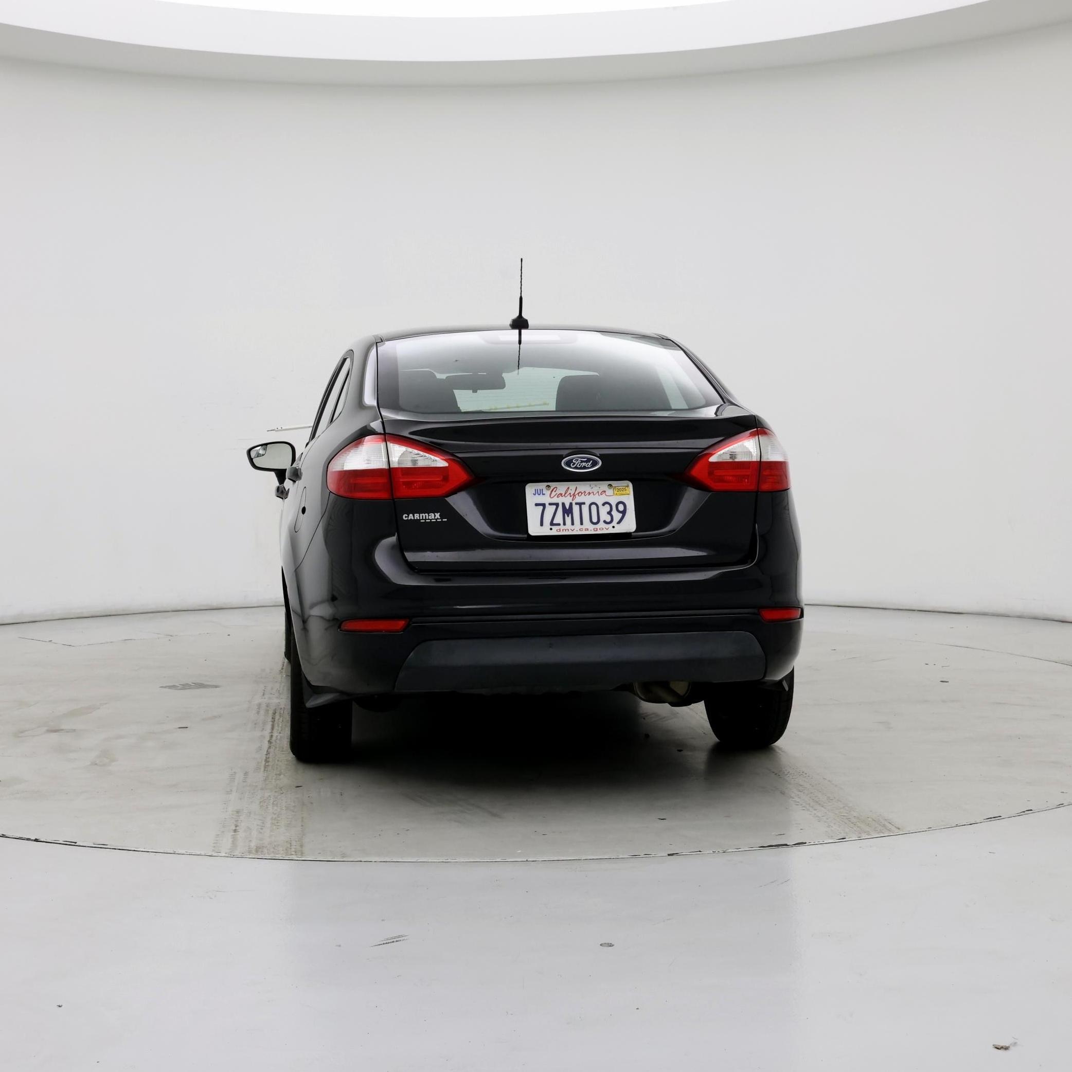 Thumbnail: 2017 Ford Fiesta - 6