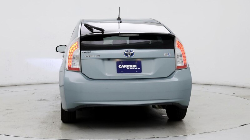 2014 Toyota Prius Three 6