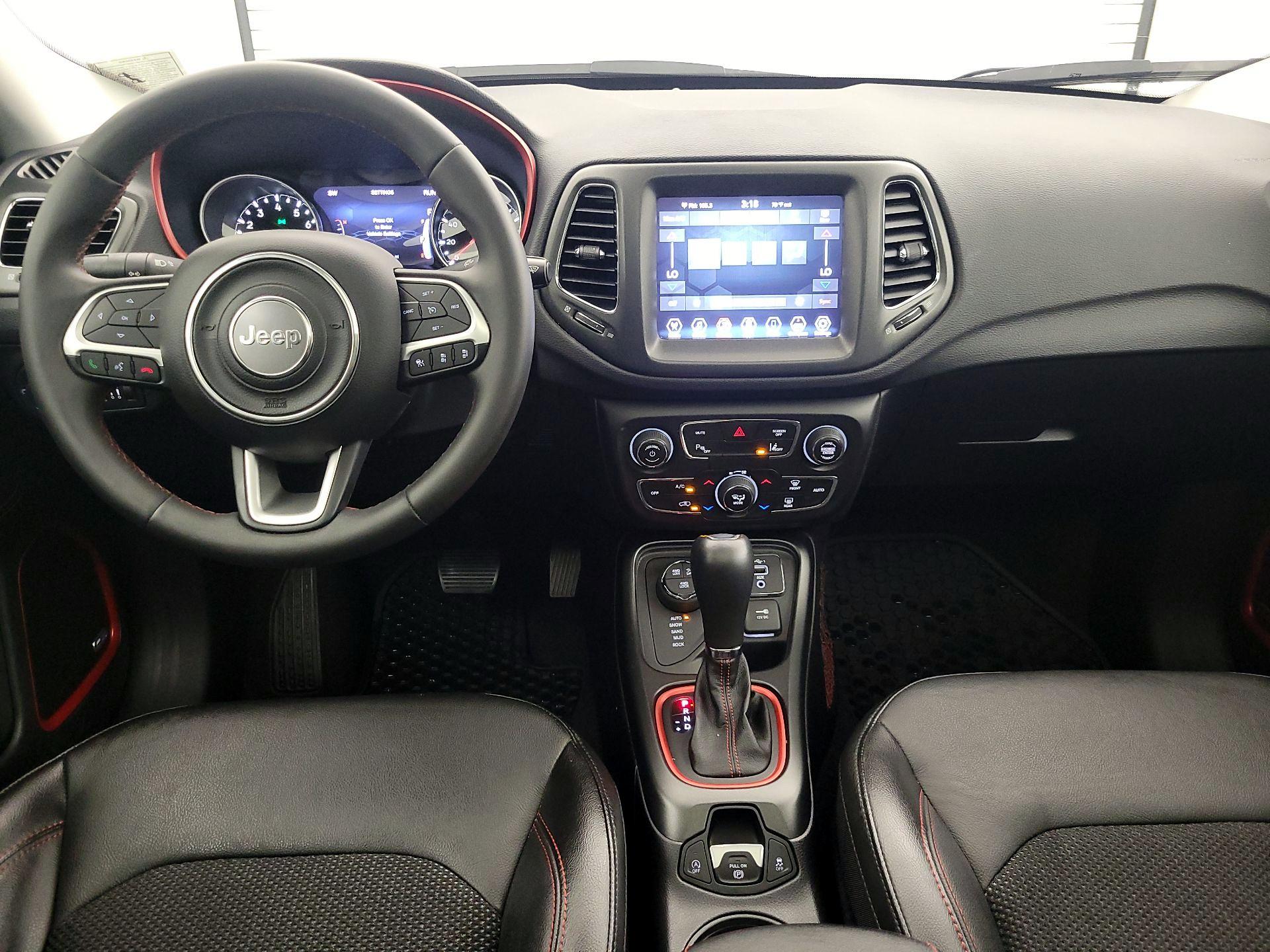 Thumbnail: 2021 Jeep Compass - 9