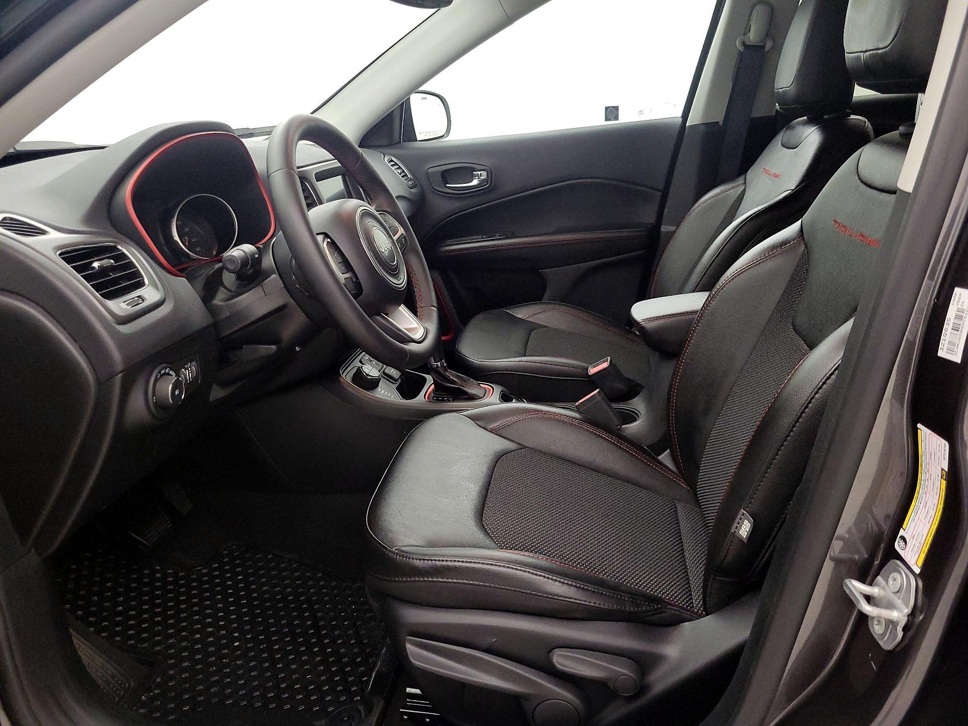 Thumbnail: 2021 Jeep Compass - 11