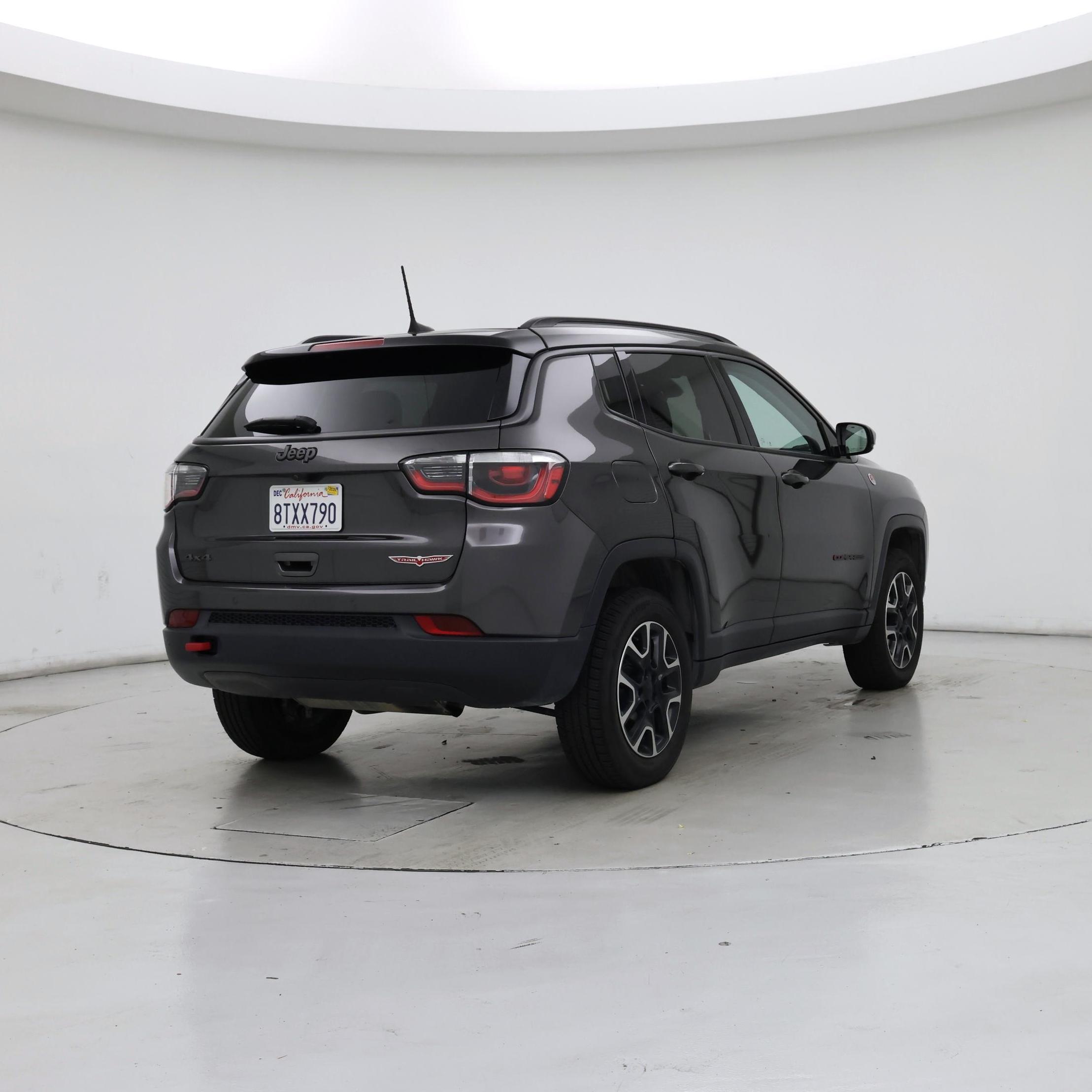 Thumbnail: 2021 Jeep Compass - 8