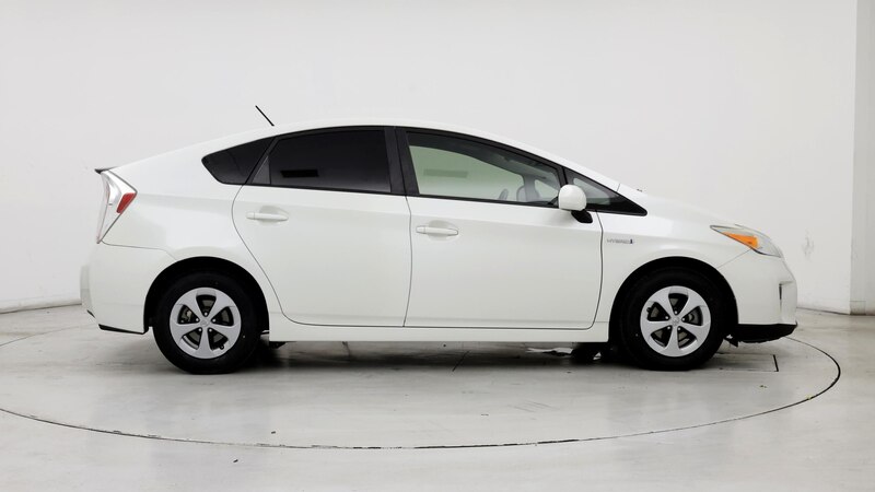 2015 Toyota Prius Two 7