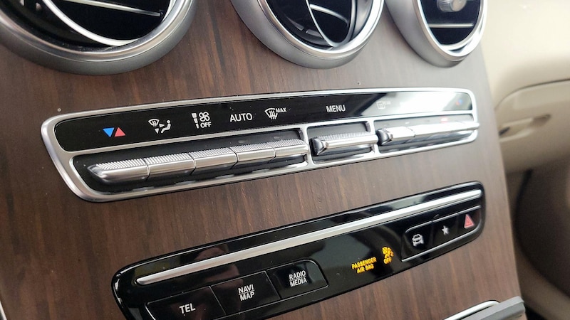 2022 Mercedes-Benz GLC 300 16