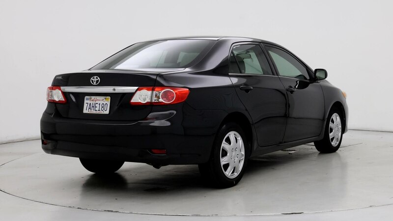 2013 Toyota Corolla LE 8