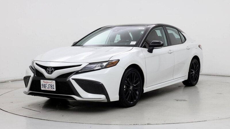 2022 Toyota Camry XSE 4