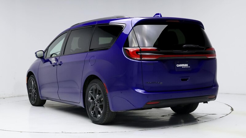 2021 Chrysler Pacifica Touring L 2