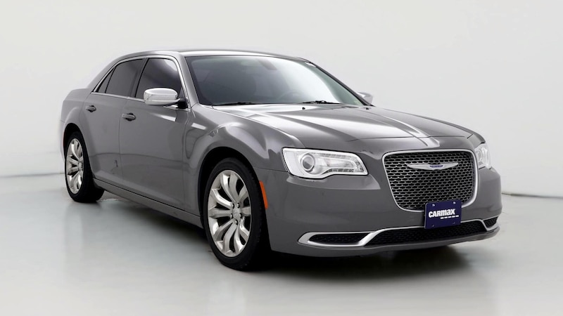 2019 Chrysler 300 Touring Hero Image