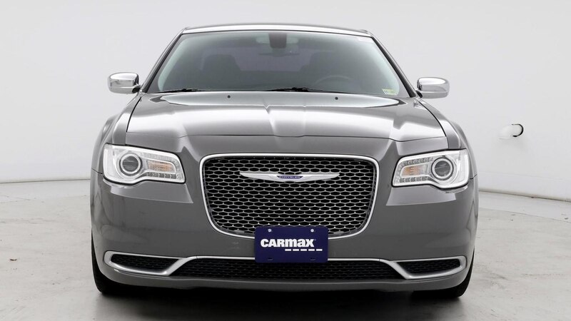 2019 Chrysler 300 Touring 5