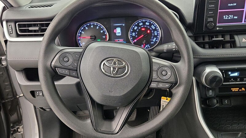 2021 Toyota RAV4 LE 10