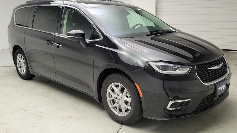 2022 Chrysler Pacifica Touring L 3