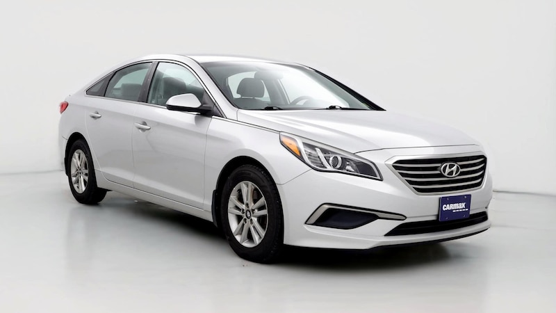 2016 Hyundai Sonata SE Hero Image