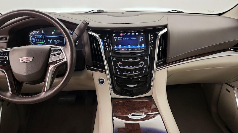 2016 Cadillac Escalade Luxury 9