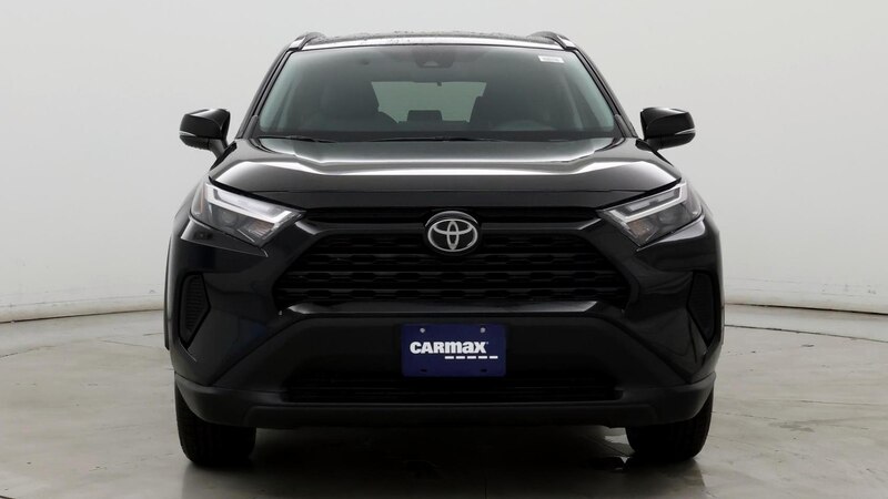 2022 Toyota RAV4 XLE 5