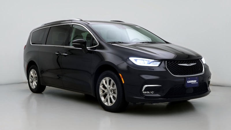 2021 Chrysler Pacifica Touring L Hero Image