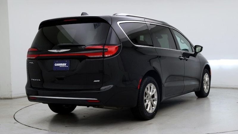 2021 Chrysler Pacifica Touring L 8