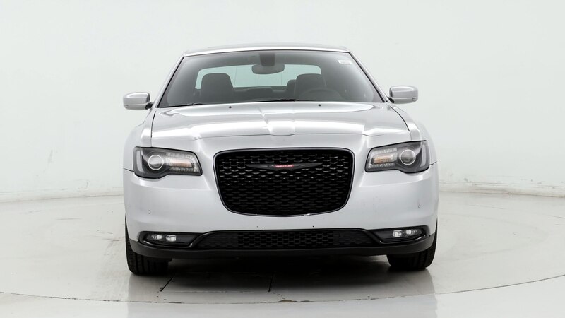 2023 Chrysler 300 S 5