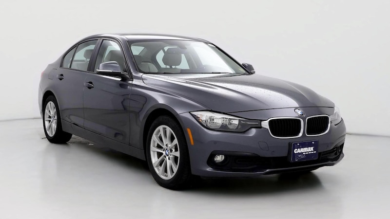 2016 BMW 3 Series 320i Hero Image