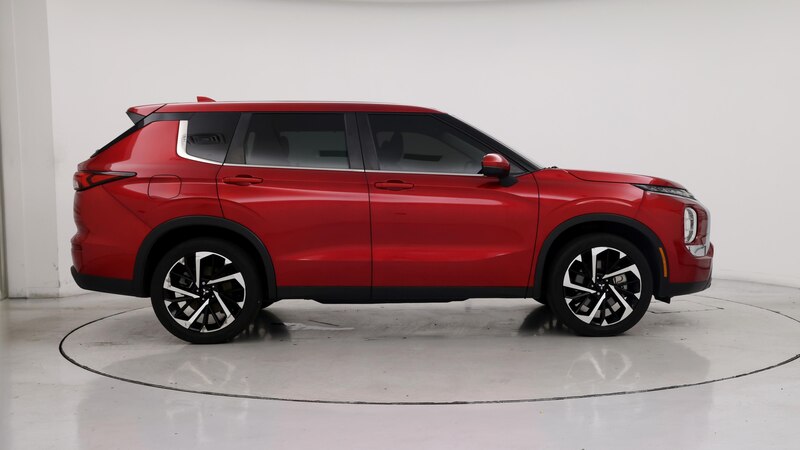 2022 Mitsubishi Outlander ES 7