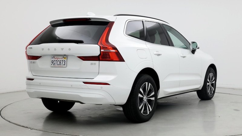 2023 Volvo XC60 B5 Core 8