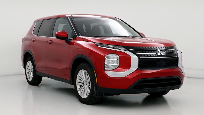 2022 Mitsubishi Outlander ES Hero Image