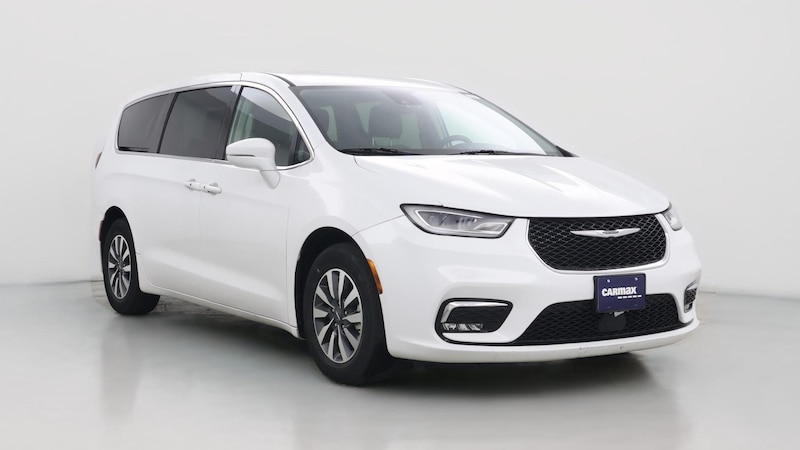 2022 Chrysler Pacifica Hybrid Touring L Hero Image