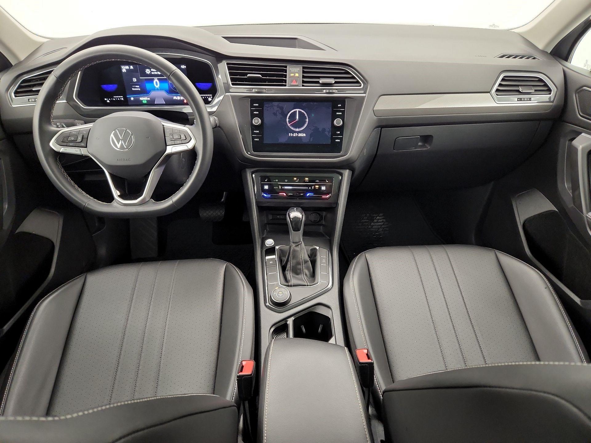 Thumbnail: 2022 Volkswagen Tiguan - 9