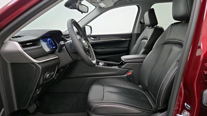 2023 Jeep Grand Cherokee Limited Edition 11