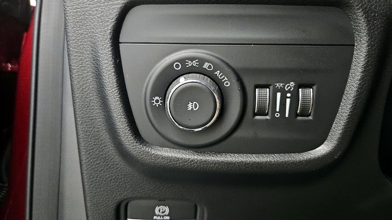 2023 Jeep Grand Cherokee Limited Edition 13