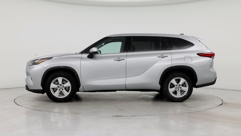 2022 Toyota Highlander LE 3