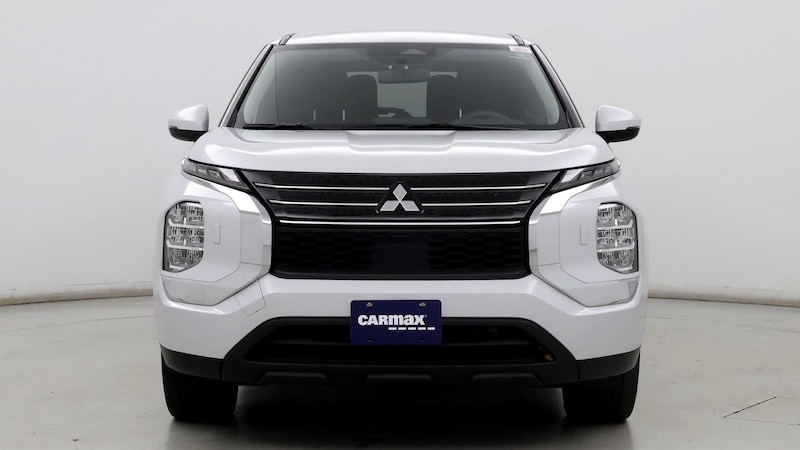 2022 Mitsubishi Outlander ES 5