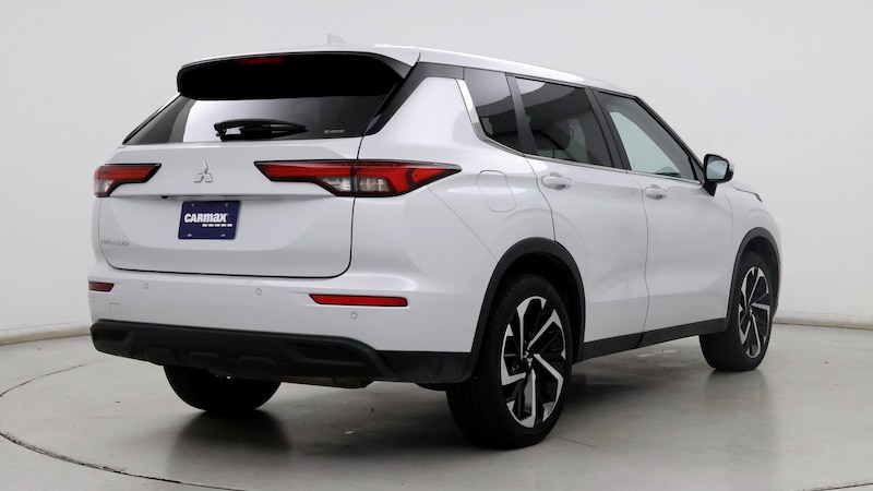 2022 Mitsubishi Outlander ES 8