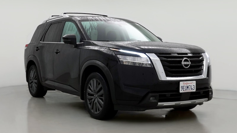 2023 Nissan Pathfinder SL Hero Image