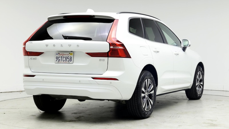 2023 Volvo XC60 B5 Core 8