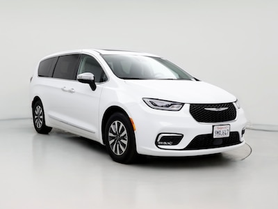 2023 Chrysler Pacifica Hybrid Limited -
                Fresno, CA